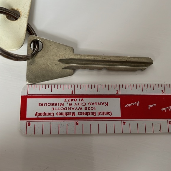 Vintage Norwegian Cruise Line Room Key - Picture 8 of 9